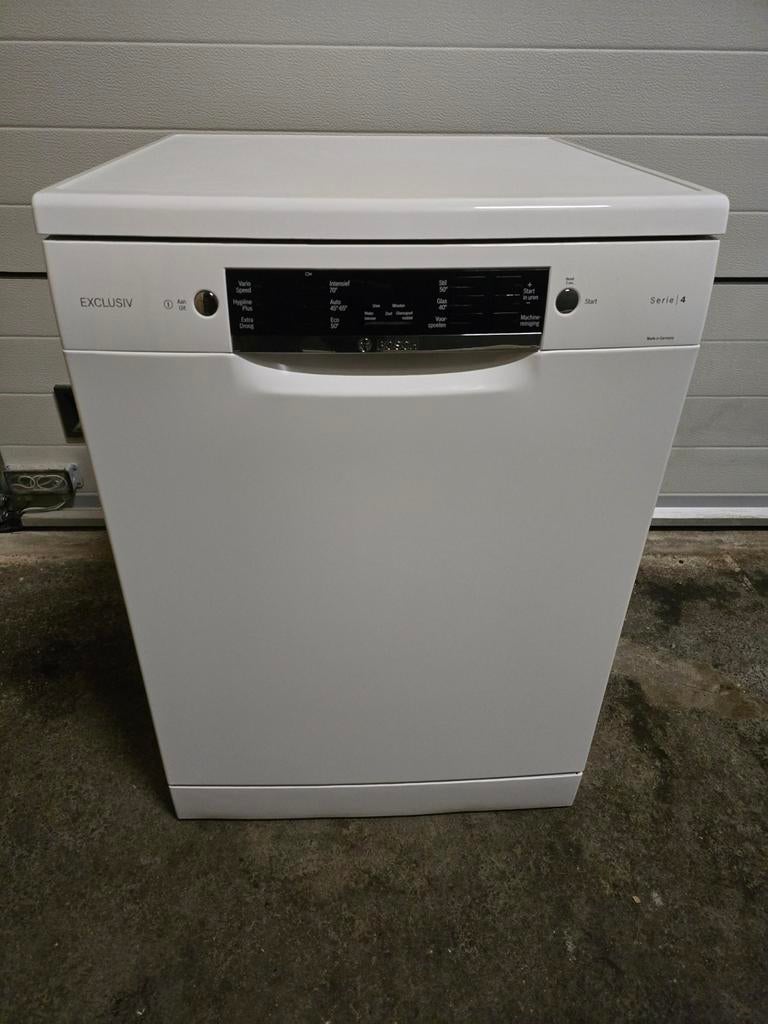 Bosch serie 4 vaatwasser, Ophalen, Zo goed als nieuw, Minder dan 85 cm
