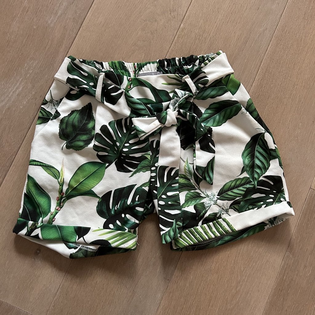 Zomerse korte broek Mention - Maat M, Maat 38/40 (M), Kort, Ophalen of Verzenden, Zo goed als nieuw