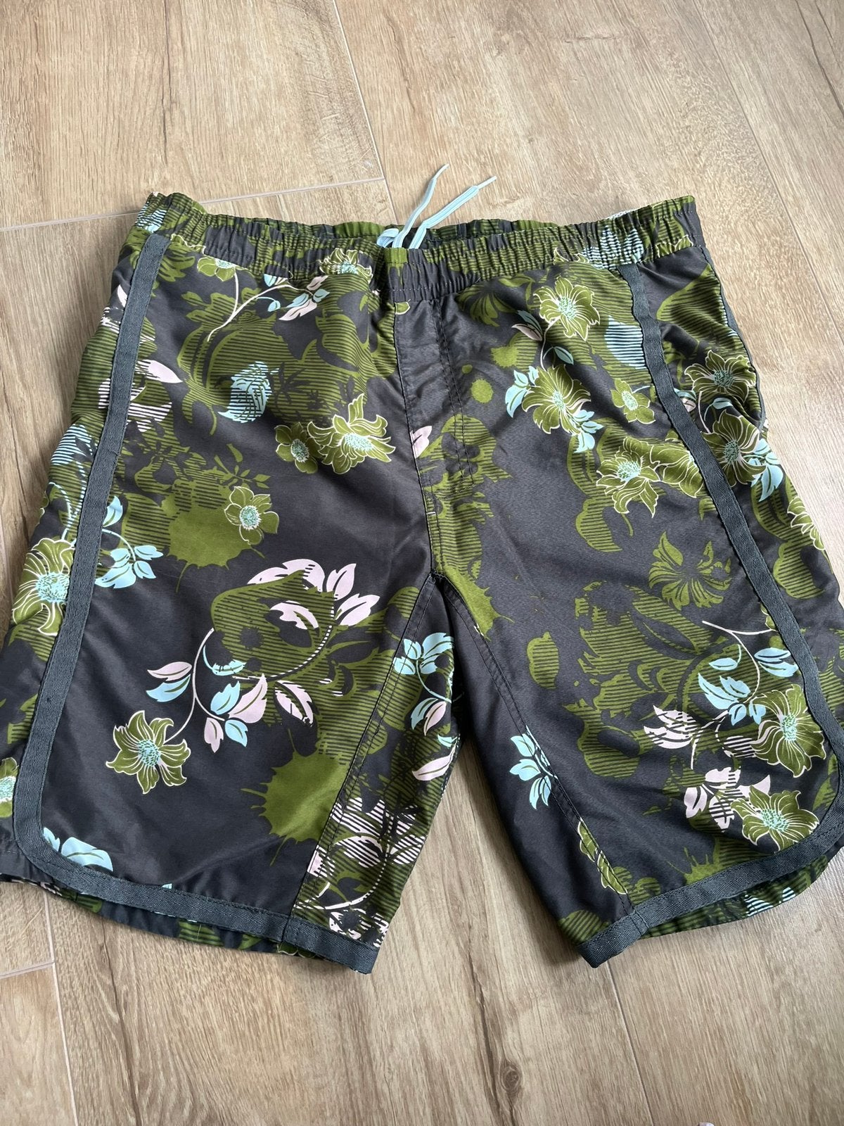 Zwembroek bloemen maat M protest, Kleding | Heren, Badmode en Zwemkleding, Ophalen of Verzenden