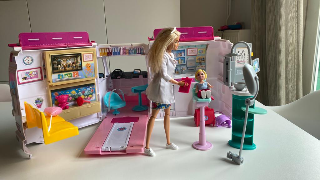 Barbie ambulance speelset, Ophalen, Barbie