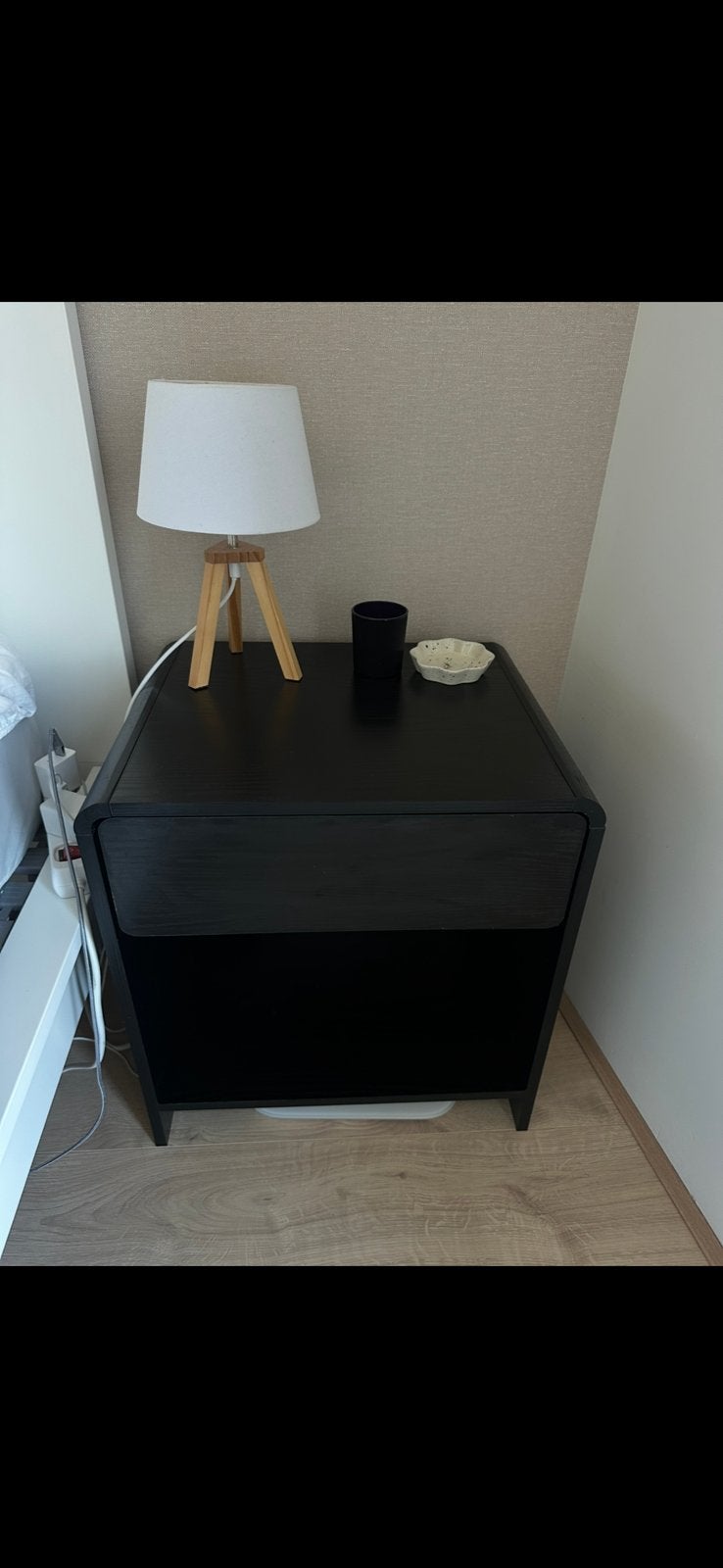 2x set of matching modern black nighstands nachtkastjes, Ophalen, Minder dan 45 cm, Minder dan 55 cm