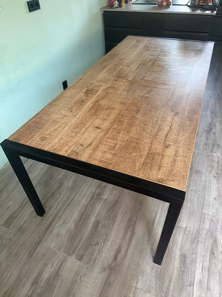 Eettafel Mantera - Profijt meubels - 220x100, Industrieel, modern, 200 cm of meer, 50 tot 100 cm, Zo goed als nieuw