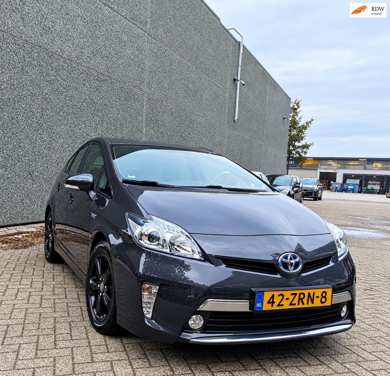 Toyota Prius 1.8 Plug-in Aspiration | Goed onderhouden, Euro 5, Gebruikt, Verwarmde buitenspiegels, Prius