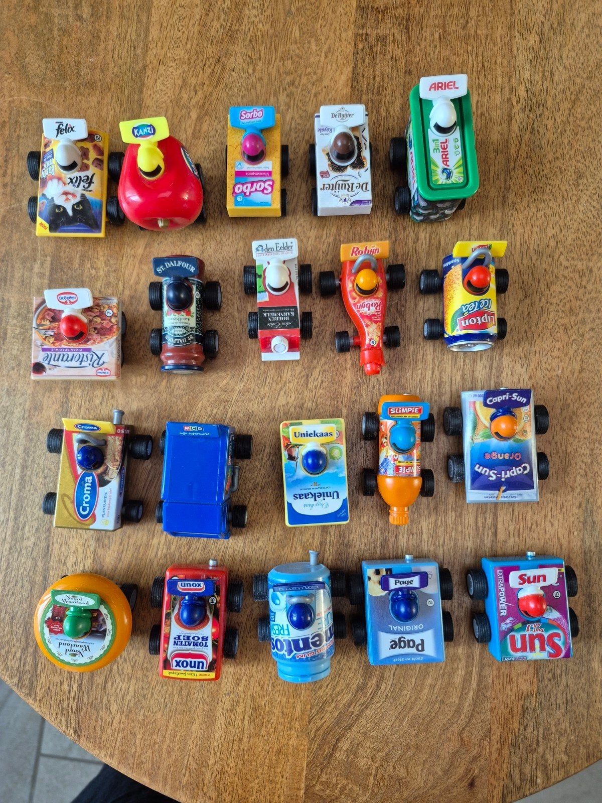 Serie race-autootjes van MCD - Complete set, Ophalen of Verzenden, Gebruikt