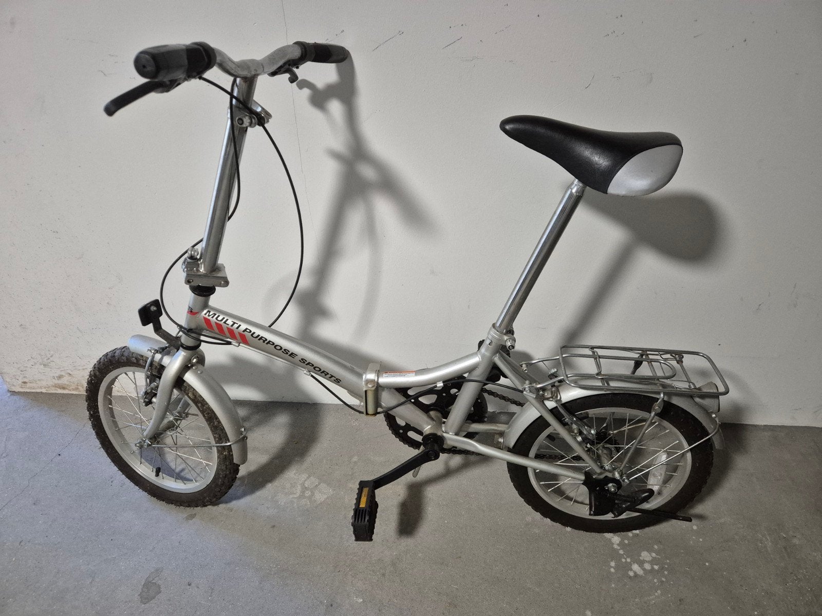 Deelfiets Campingfiets Vouwfiets, Fietsen en Brommers, Fietsen | Vouwfietsen, Ophalen, Gebruikt, Velgrem