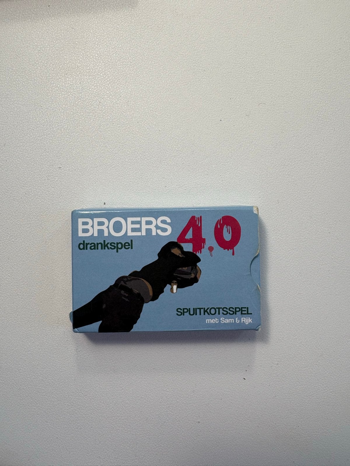 Broers 4.0 Drankspel - Spuitkotsspel met Sam & Rijk, Hobby en Vrije tijd, Een of twee spelers, Ophalen of Verzenden, Gebruikt