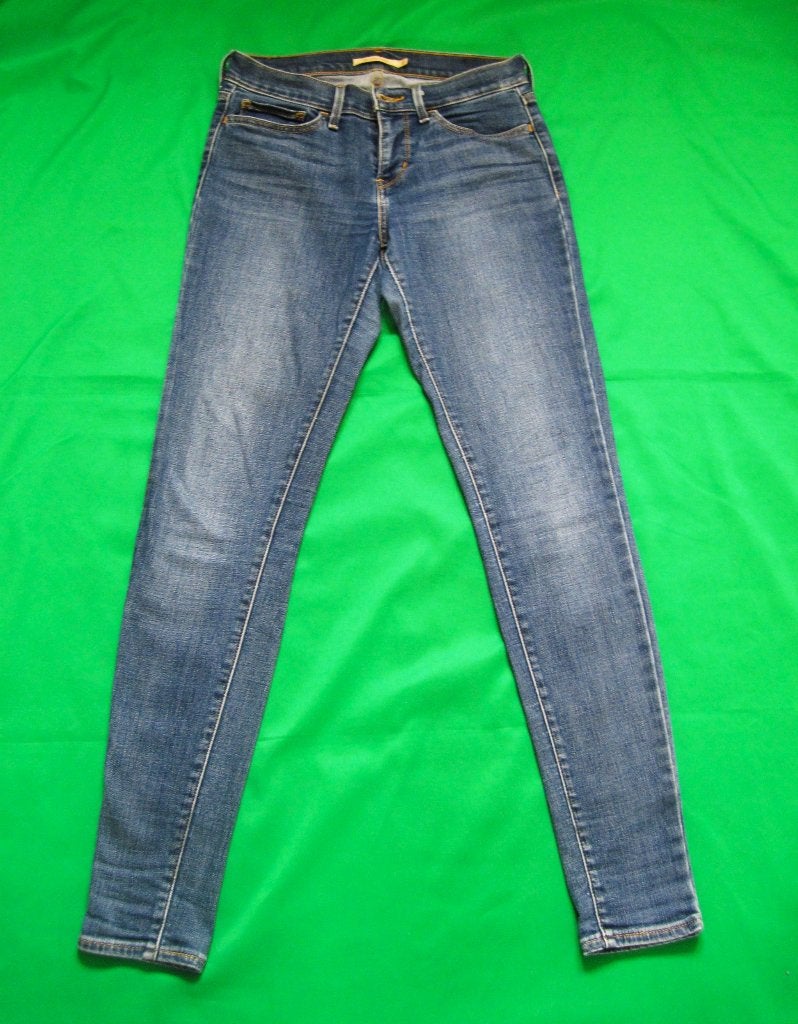 qsj  LEUKE DAMES JEANS van LEVI STRAUSS & C0 Maat:27, Kleding | Dames, Ophalen of Verzenden, Zo goed als nieuw, Blauw, W28 - W29 (confectie 36)