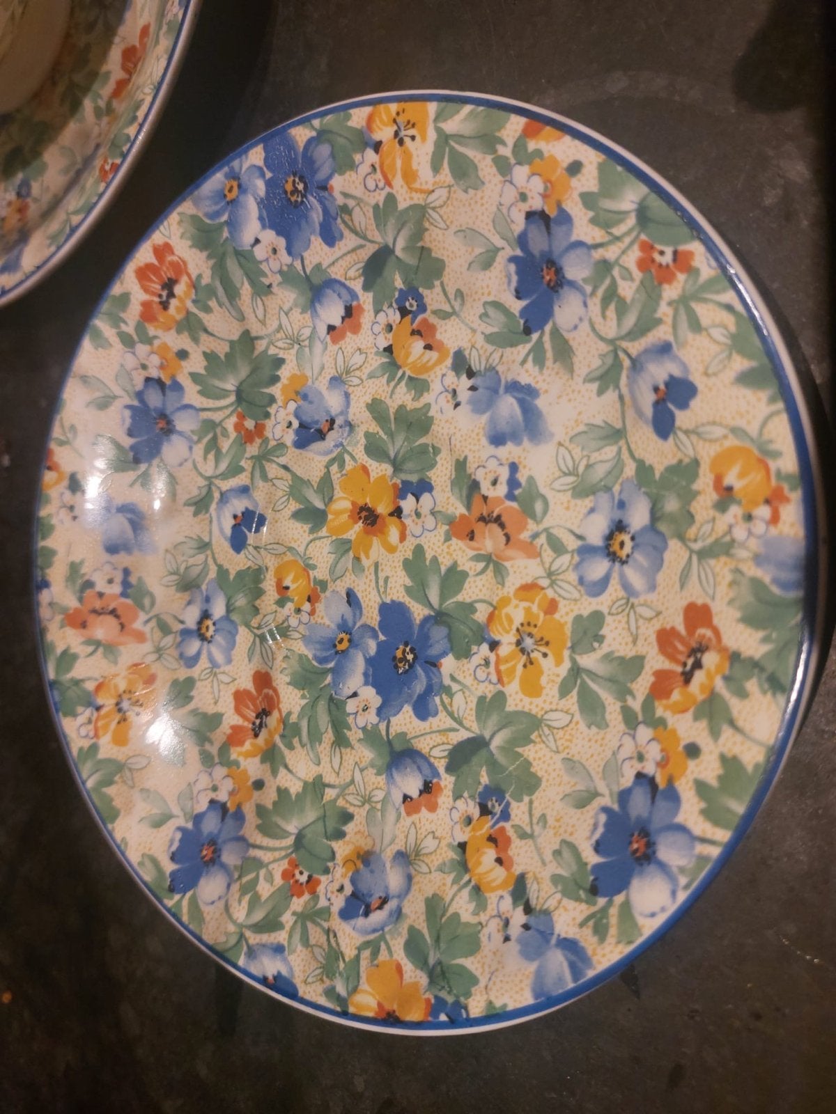 Vintage bloemen servies: kopjes, schotels en borden, Antiek en Kunst, Antiek | Servies los, Ophalen of Verzenden