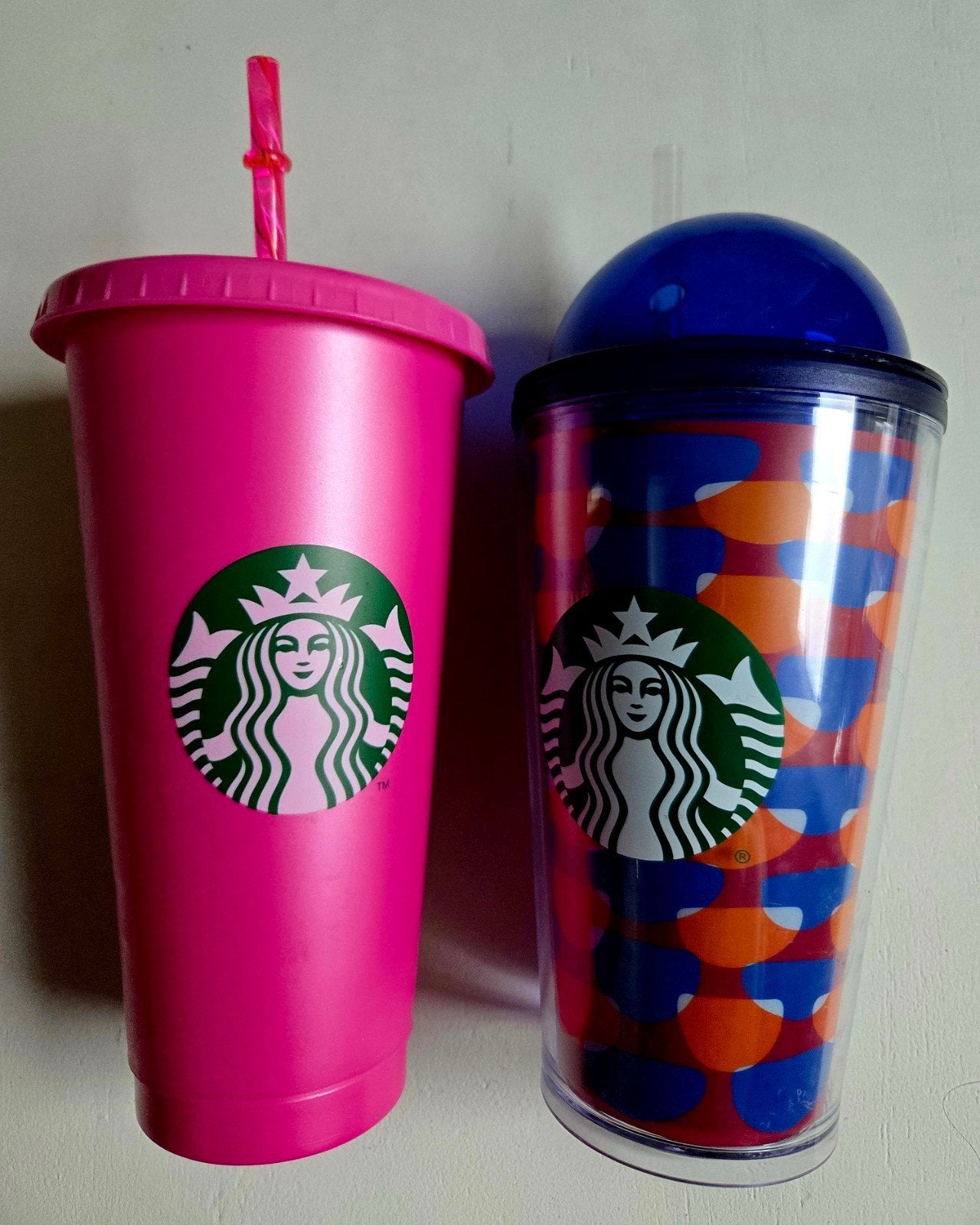 Starbucks Cold Cups - Roze en Blauw/Oranje Set nieuw, Huis en Inrichting, Overige typen, Kunststof, Ophalen of Verzenden, Zo goed als nieuw