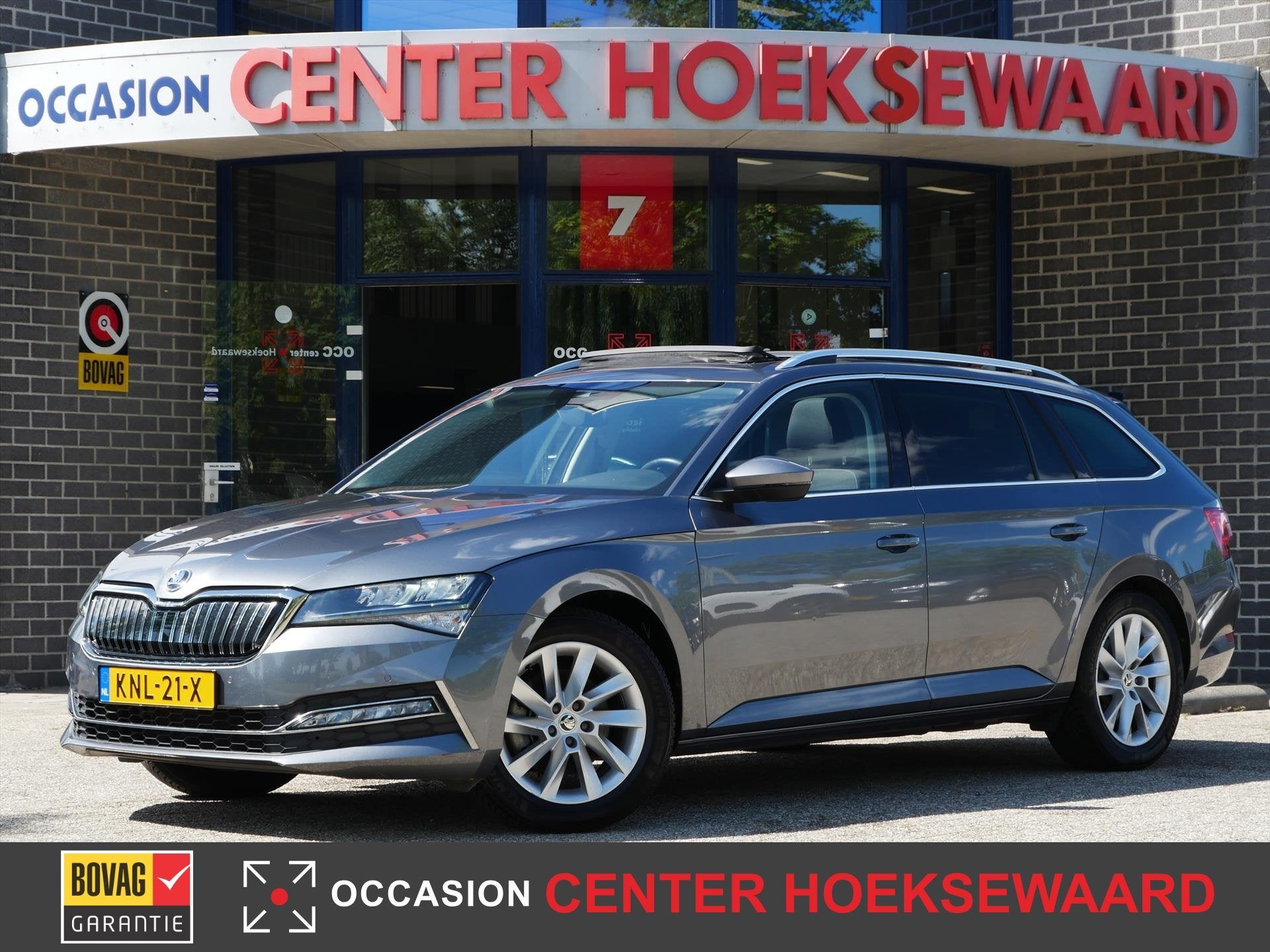 SKODA Superb Combi 1.4 TSI PHEV 217pk DSG-6 Business Edition, Auto's, Gebruikt, 4 cilinders, Alcantara, 1668 kg