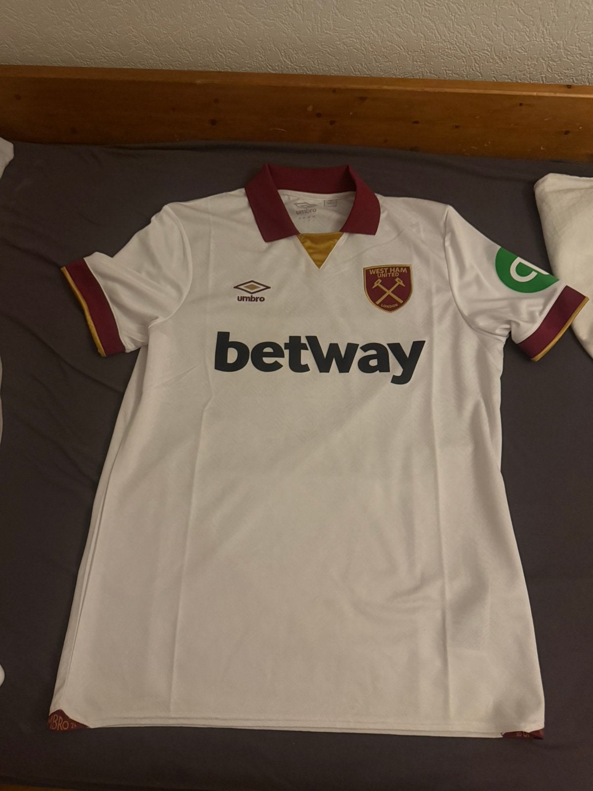 West ham united shirt, Sport en Fitness, Maat L, Ophalen of Verzenden, Zo goed als nieuw, Shirt