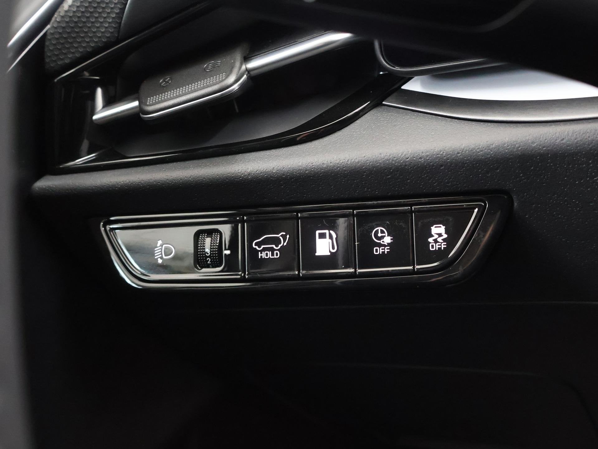 Foto 32 van Kia Niro 1.6 GDi PHEV DynamicPlusLine Edition | 18” lichtm