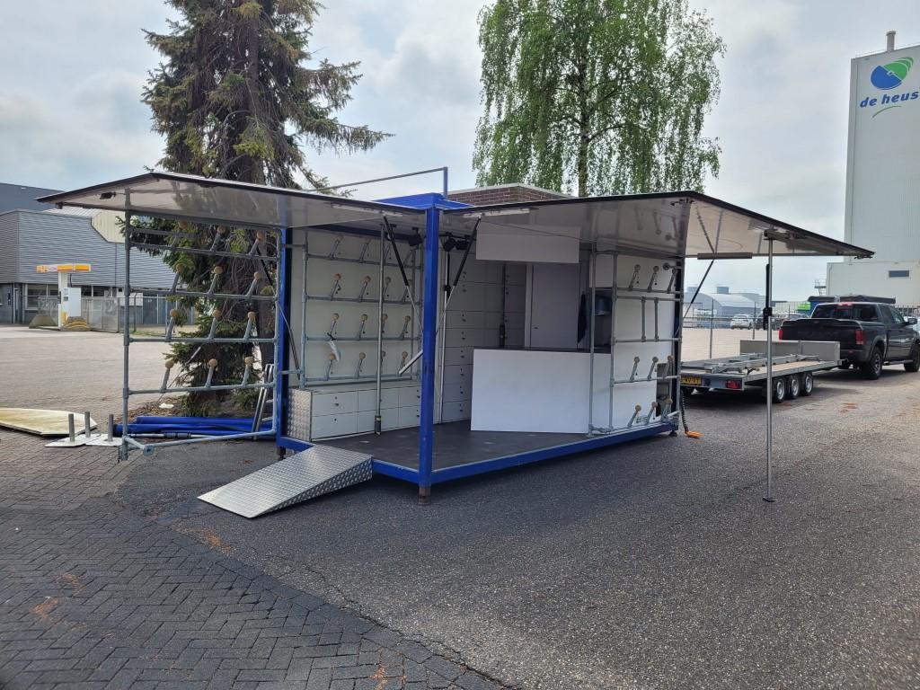 Diversen Verkoopwagen Mobiel servicestation / Verkoopkiosk /, Autobedrijf Nimda Snijders, Info@snijdersautobedrijf.nl, Nijverheidsstraat 43
3861RJ  NIJKERK GLD, NL