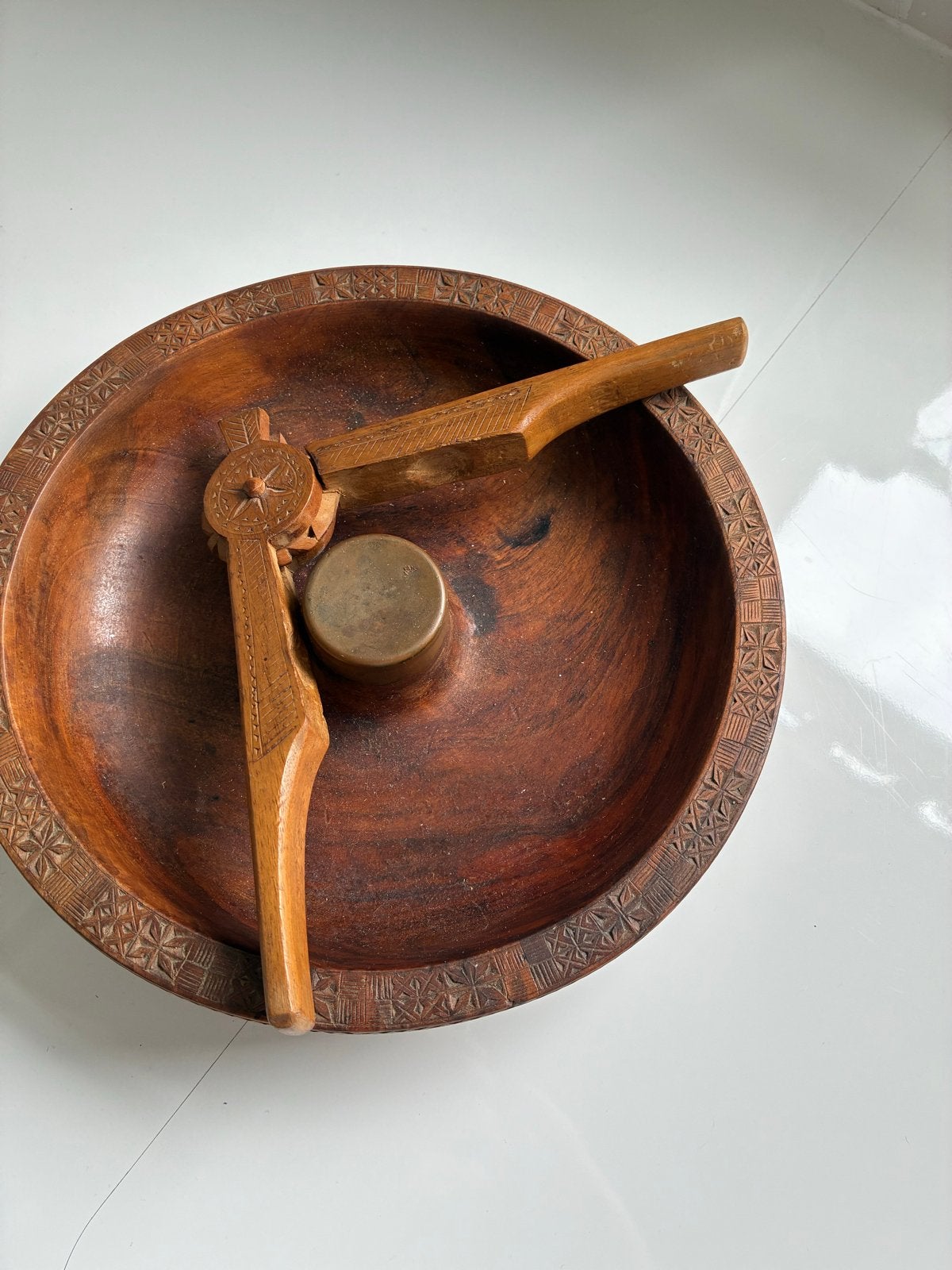 Vintage Notenkraker met Houten Schaal - Handgesneden, Ophalen