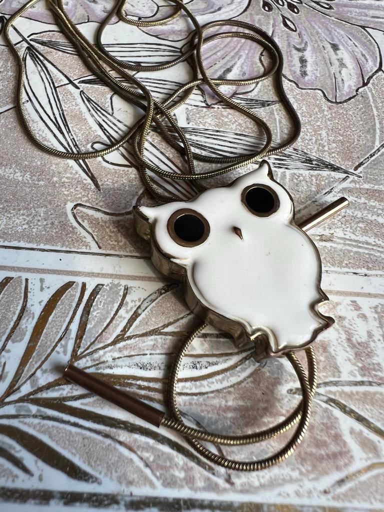 Ketting met uil hanger, Gebruikt, Wit, Ophalen of Verzenden, Overige materialen
