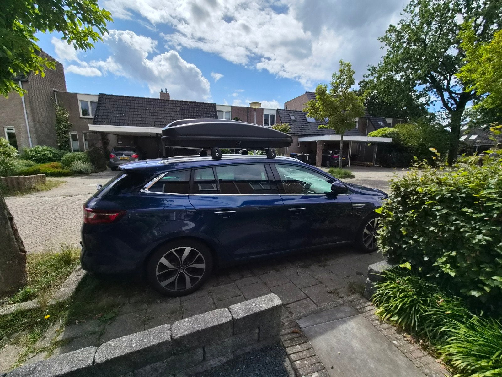 TE HUUR: Farad Dakkoffer Crub N18 430 liter zwart mat, Ophalen of Verzenden