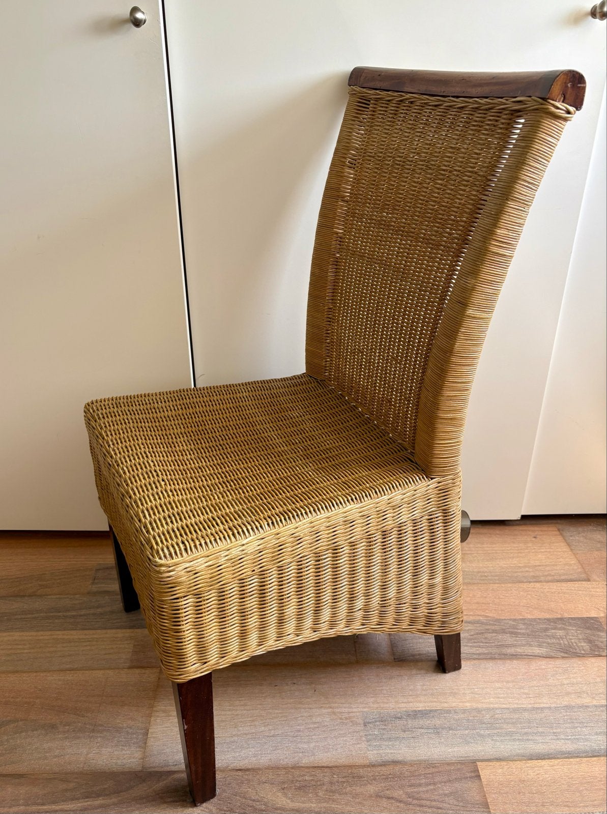 Gratis set van 4 rieten stoelen, Ophalen, Gebruikt, Bruin, Riet of Rotan