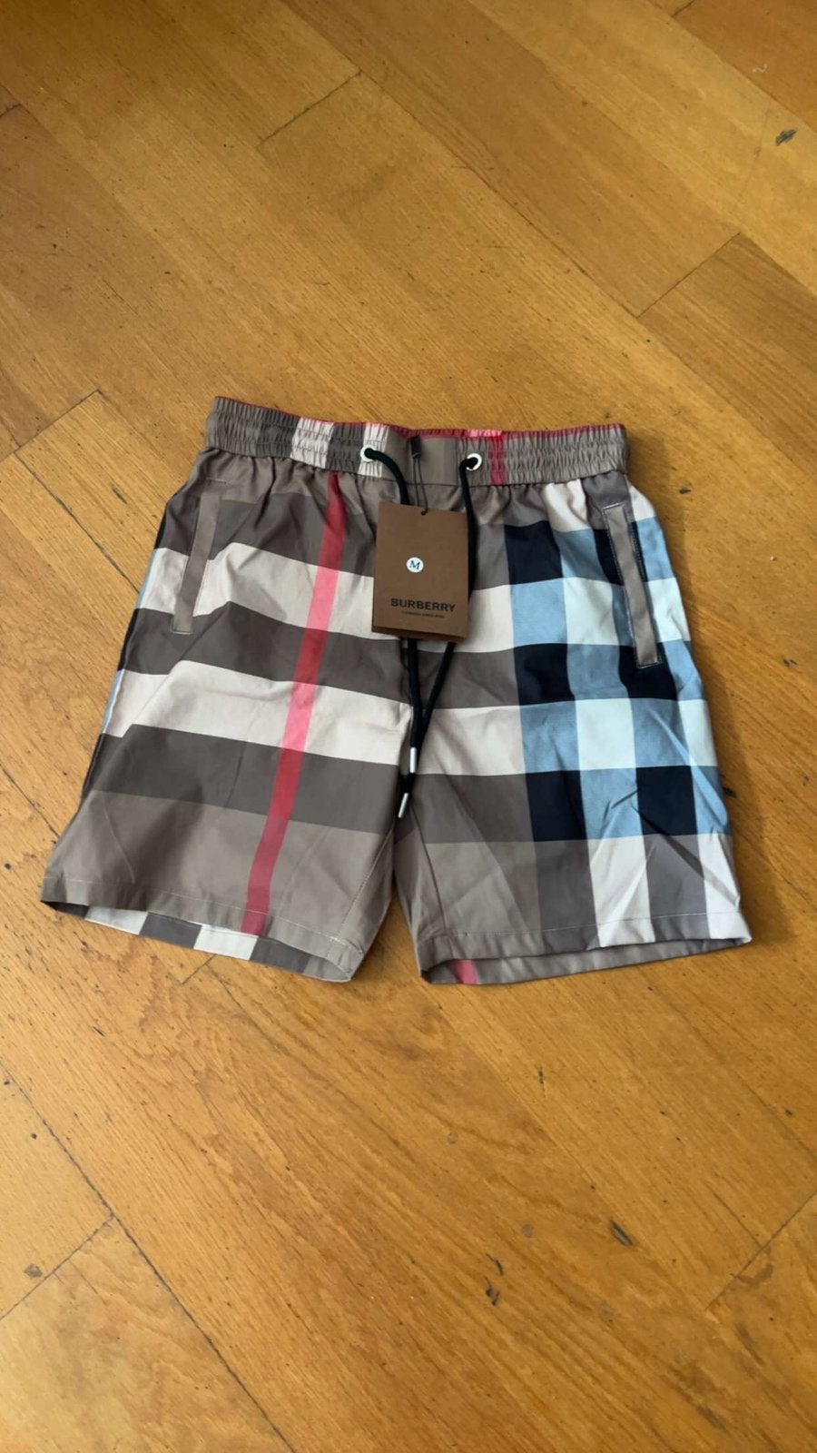 Burberry korte broek, Kleding | Heren, Badmode en Zwemkleding, Ophalen of Verzenden, Zwart