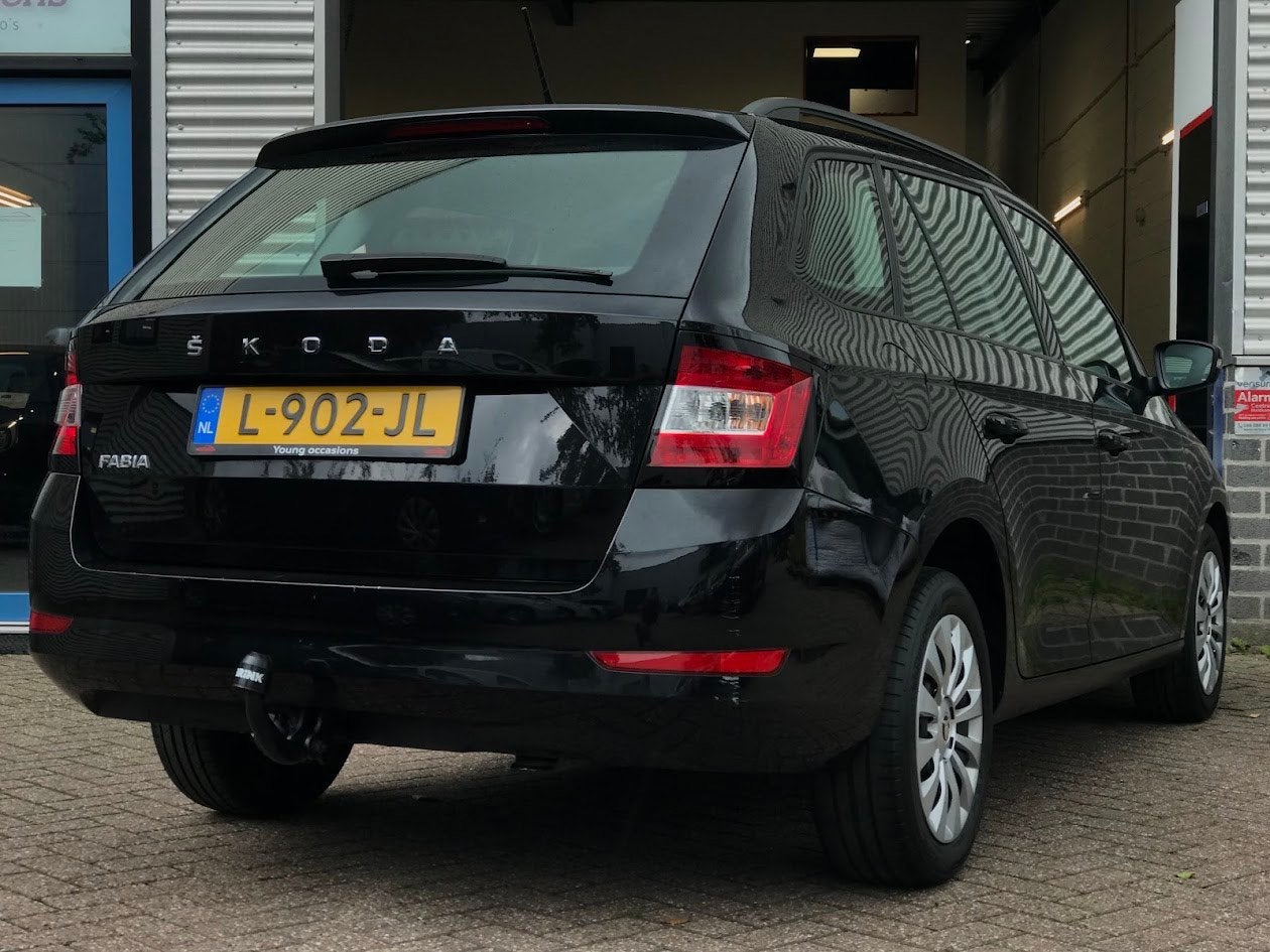 Skoda Fabia Combi 1.0 TSI Active|Led|Carplay|Leer|Airco|Crui, Auto's, Voorwielaandrijving, Gebruikt, Euro 6, 1036 kg