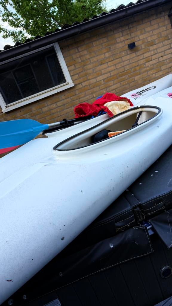 Kayjak plus 2x peddels en hoezen, Watersport en Boten, Kano's, Ophalen of Verzenden, Zo goed als nieuw, Eén persoon, Overige typen