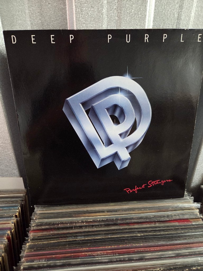 Hardrock/Metal lp DEEP PURPLE: PERFECT STRANGERS, LP, Gebruikt, Ophalen of Verzenden, Beschermende buitenhoes