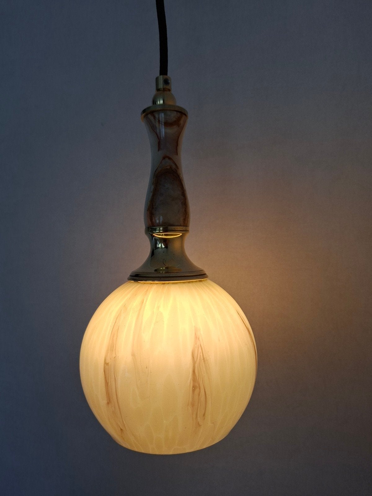 Unieke hanglamp | opaline glas, onyx & messing | Neo Deco, Ophalen of Verzenden, Gebruikt, Glas, E27 (groot)
