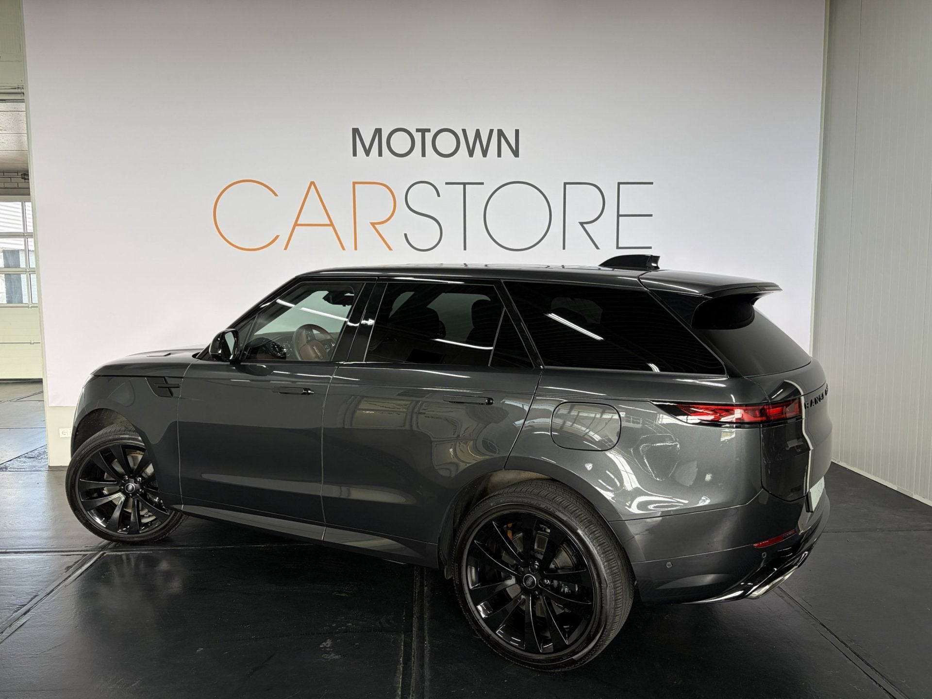 Land Rover Range Rover Sport P460e HSE Dynamic 23 inch Pano, Auto's, Automaat, Dealer onderhouden, 2996 cc, Bedrijf