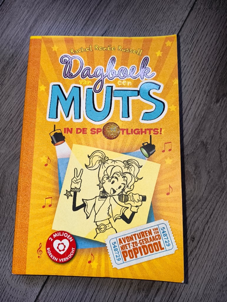 Dagboek van een muts deel 3, Boeken, Ophalen of Verzenden, Gelezen, Rachel Renée Russell, Fictie