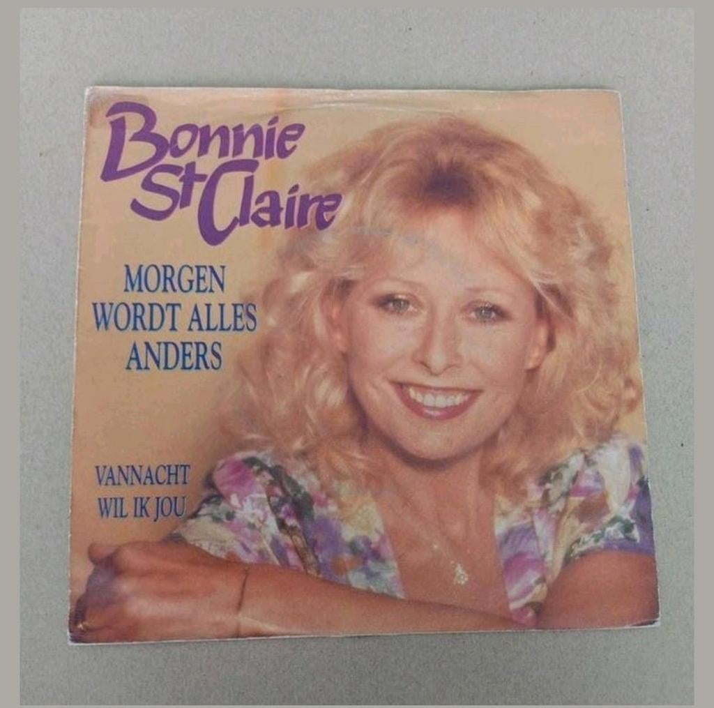 Bonnie St.Claire  - Gereserveerd, Gebruikt, 7 inch, Ophalen of Verzenden, Pop
