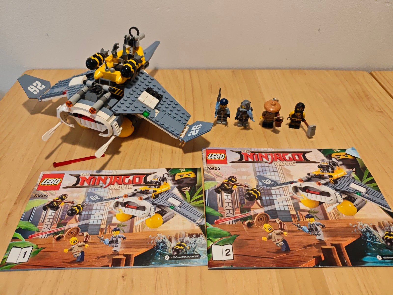 Lego Ninjago 70609 Manta Ray Bomber compleet met minifiguren, Lego, Ophalen of Verzenden, Zo goed als nieuw, Inclusief accessoires