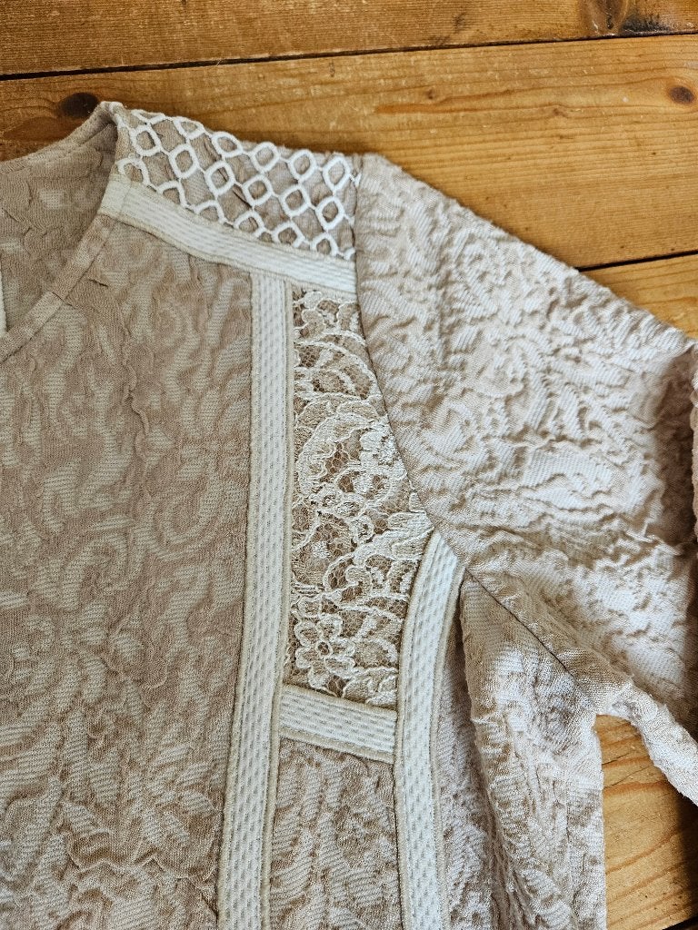 Just White. Jasje, zomers. Ecru/Wit/beige. Maat 38, Maat 38/40 (M), Beige, Ophalen of Verzenden, Zo goed als nieuw