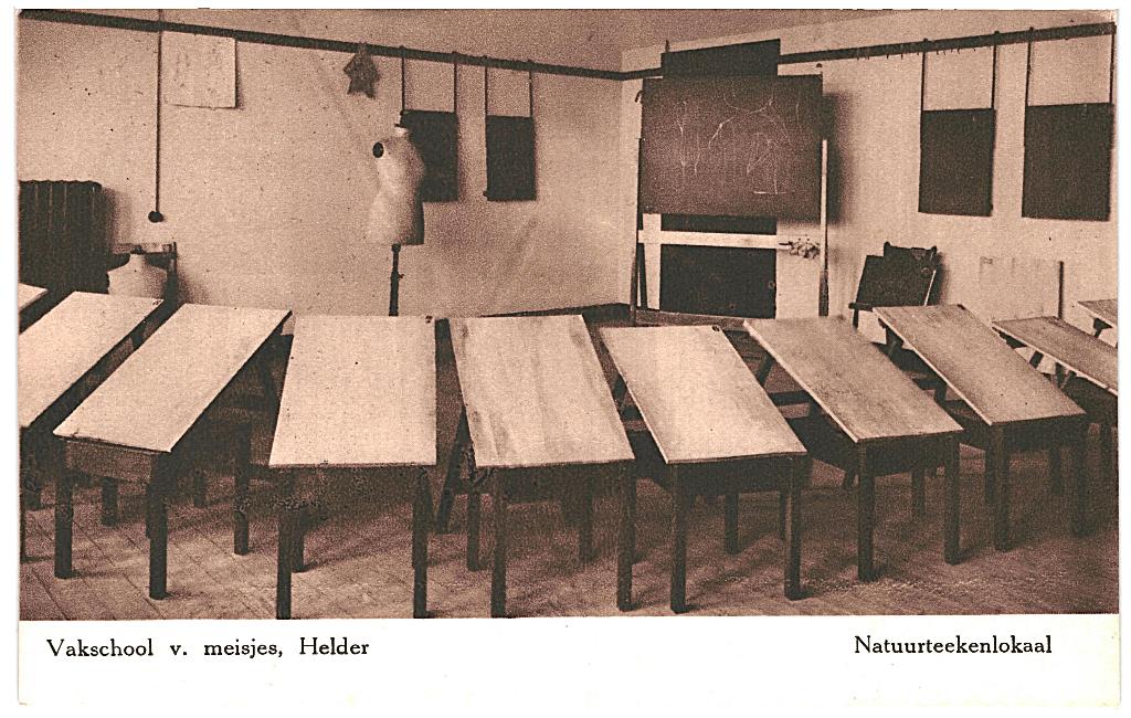 700091	Helder	Vakschool v Meisjes	Natuurteekenlokaal, Ophalen of Verzenden, 1920 tot 1940, Ongelopen, Noord-Holland