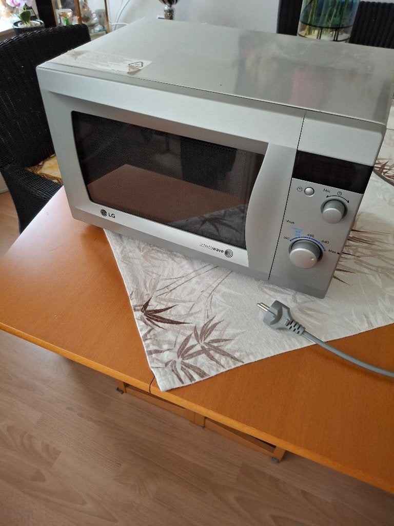 magnetron € 65.00, Witgoed en Apparatuur, Magnetrons, Ophalen, Magnetron, Zo goed als nieuw, 45 tot 60 cm