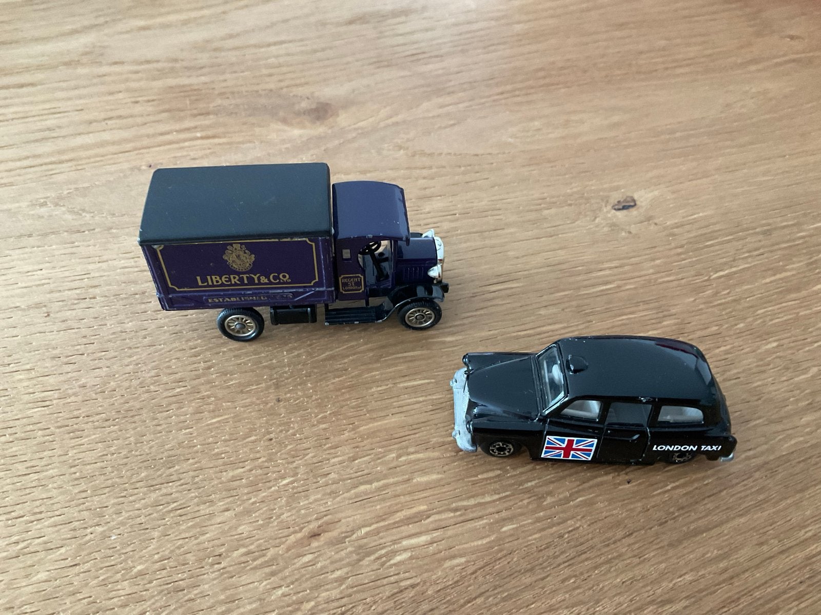 Liberty & Co Vrachtwagen en London Taxi, Ophalen of Verzenden, Gebruikt, Auto, Matchbox