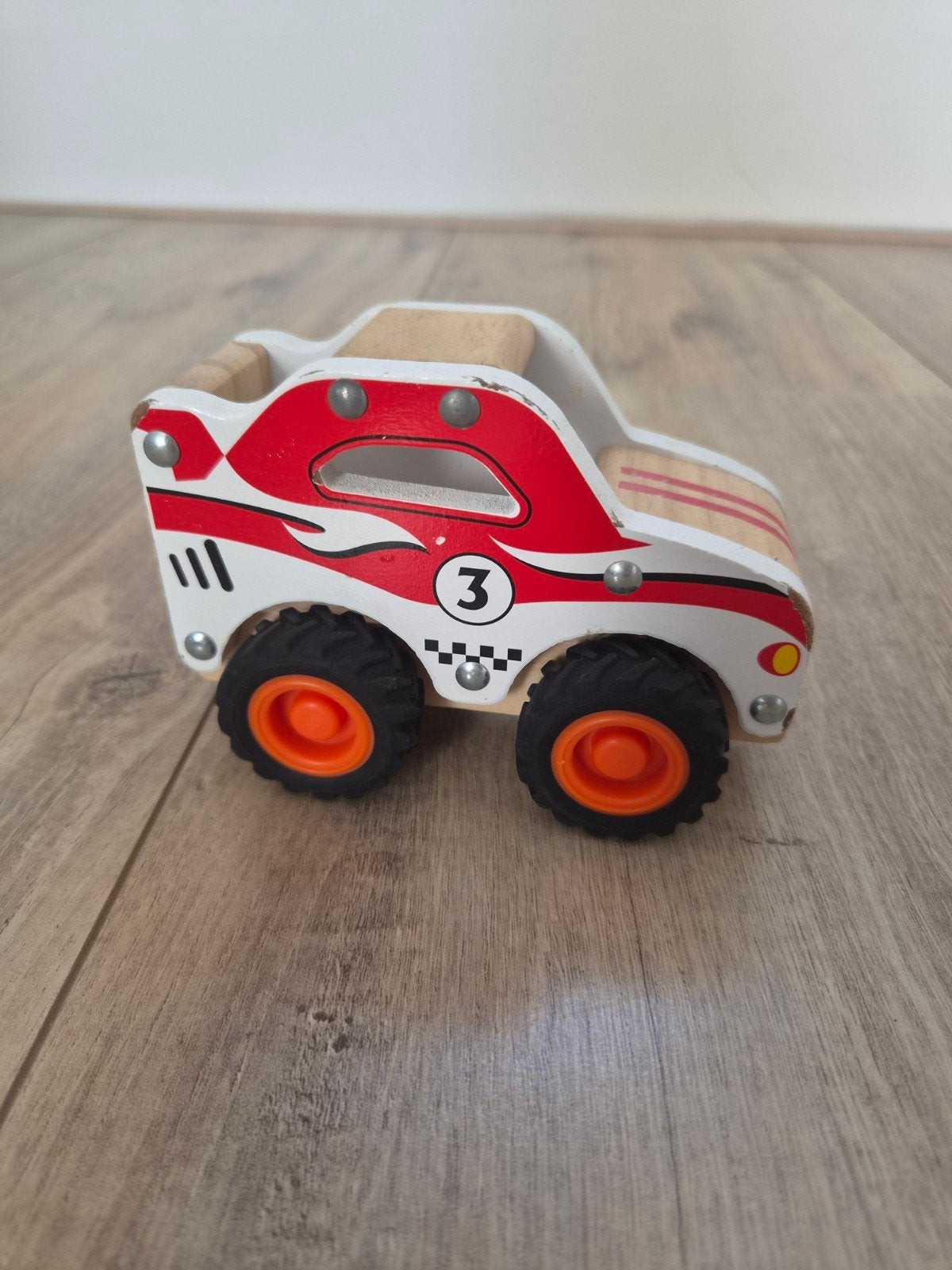 Houten speelgoedauto HEMA raceauto nummer 3, Kinderen en Baby's, Ophalen of Verzenden, Gebruikt, Rij- of Hobbelspeelgoed
