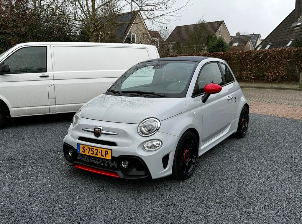 Fiat 500 1.4 121KW Abarth 2020 Grijs, Auto's, Fiat, 4 cilinders, Handgeschakeld, Particulier, 1368 cc