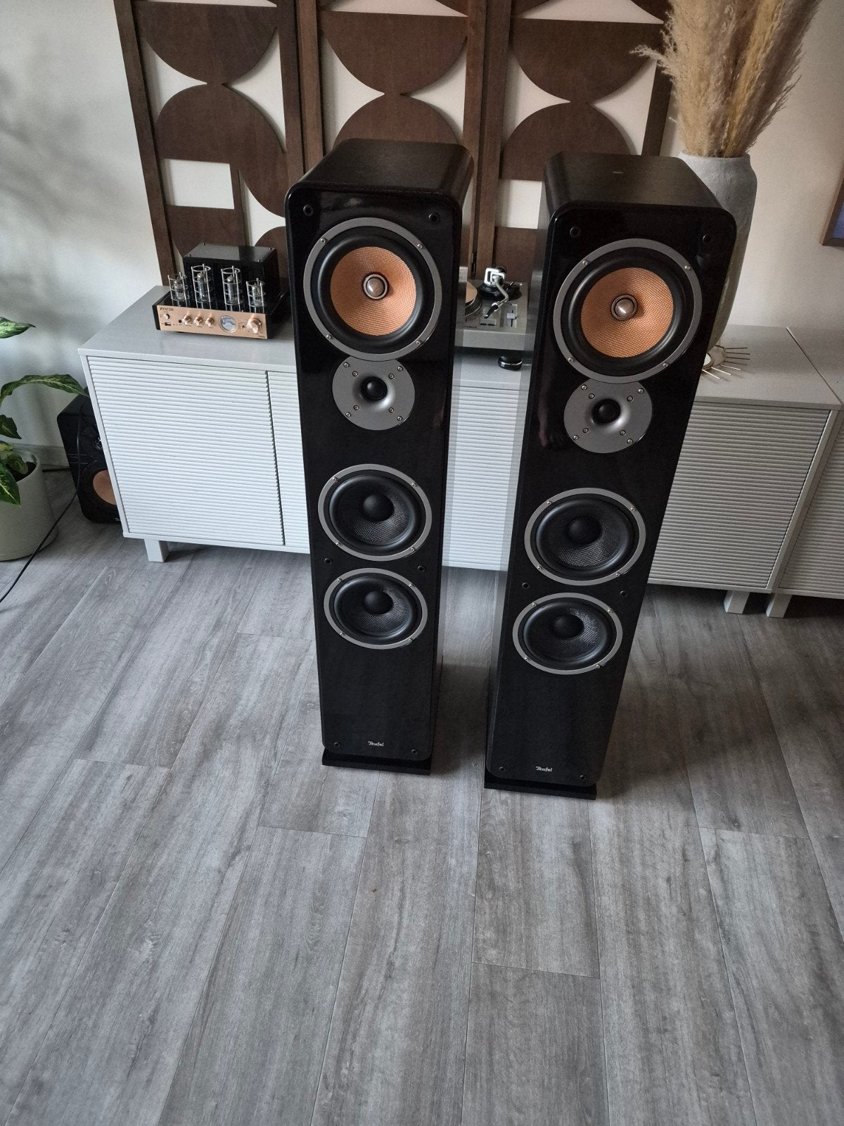 Teufel vloerspeakers in nieuwstaat, Audio, Tv en Foto, Luidsprekers, Vloerstaande luidspreker, Basreflex, Zo goed als nieuw, Ophalen