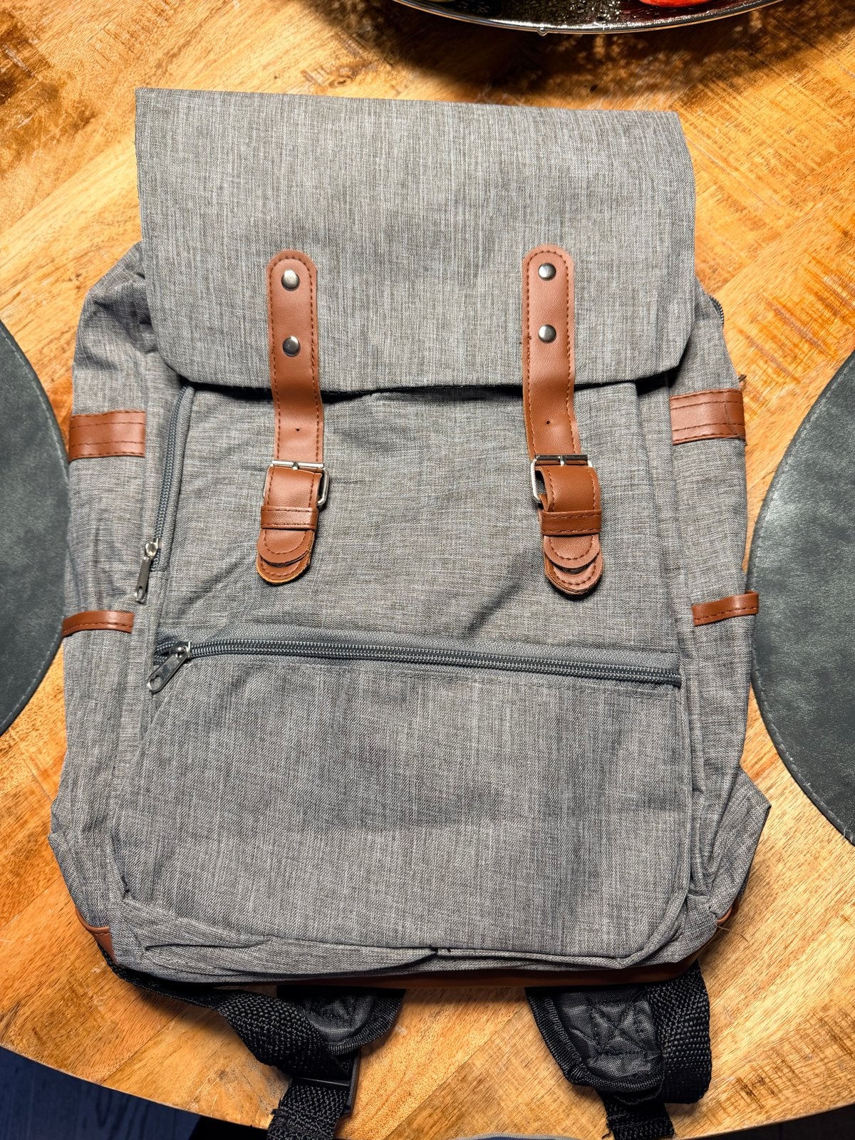 Grijze Rugtas / Schooltas met Bruine Details, Ophalen, Nieuw, 25 tot 40 cm, Overige merken