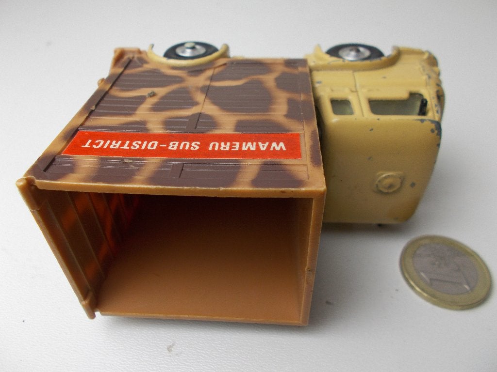 1969 Corgi Toys Giftset 14. DAKTARI. GIRAFFE TRUCK (503), Ophalen of Verzenden, Zo goed als nieuw, Bus of Vrachtwagen, Corgi