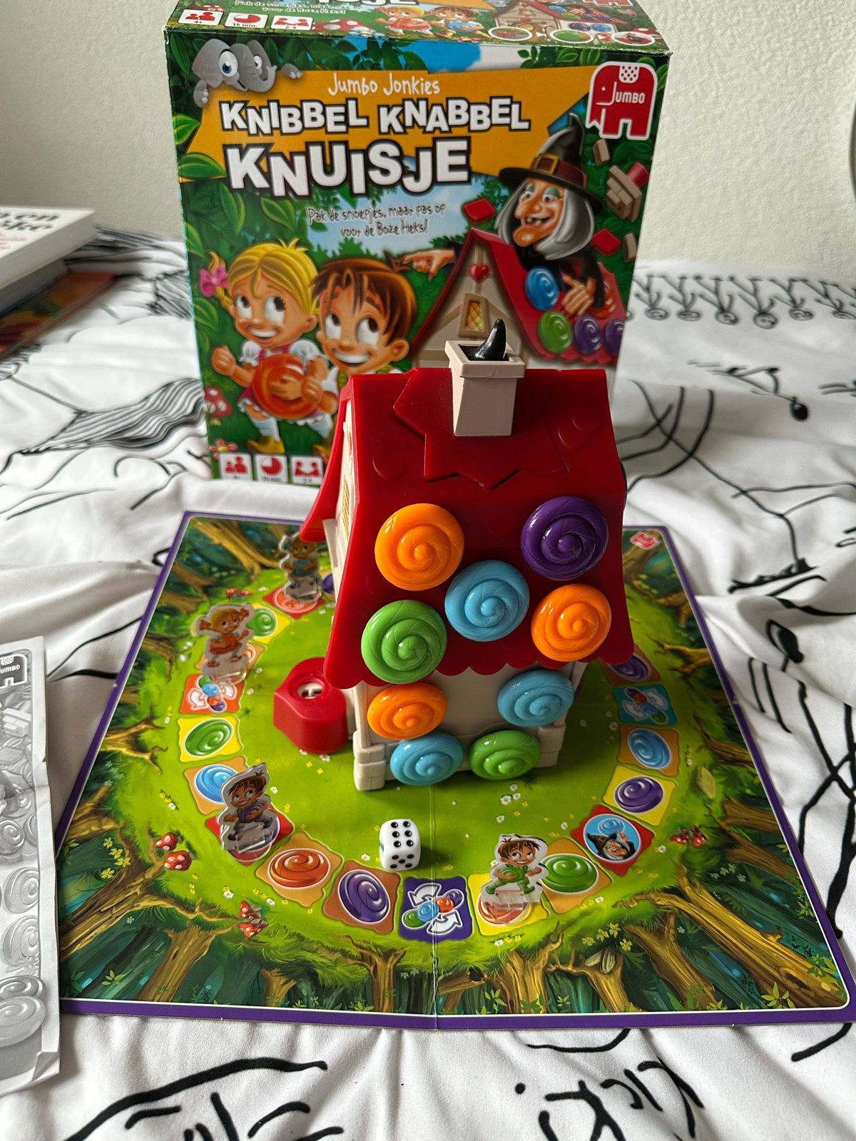 Jumbo Knibbel Knabbel Knusje bordspel, Drie of vier spelers, Ophalen of Verzenden, Gebruikt
