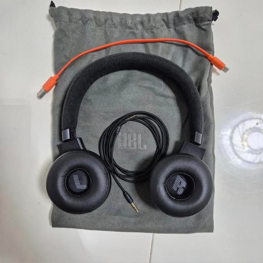 Jbl live670nc alles erin plus box MOET WEG, Overige merken, Zo goed als nieuw, Draadloos, Op oor (supra aural)