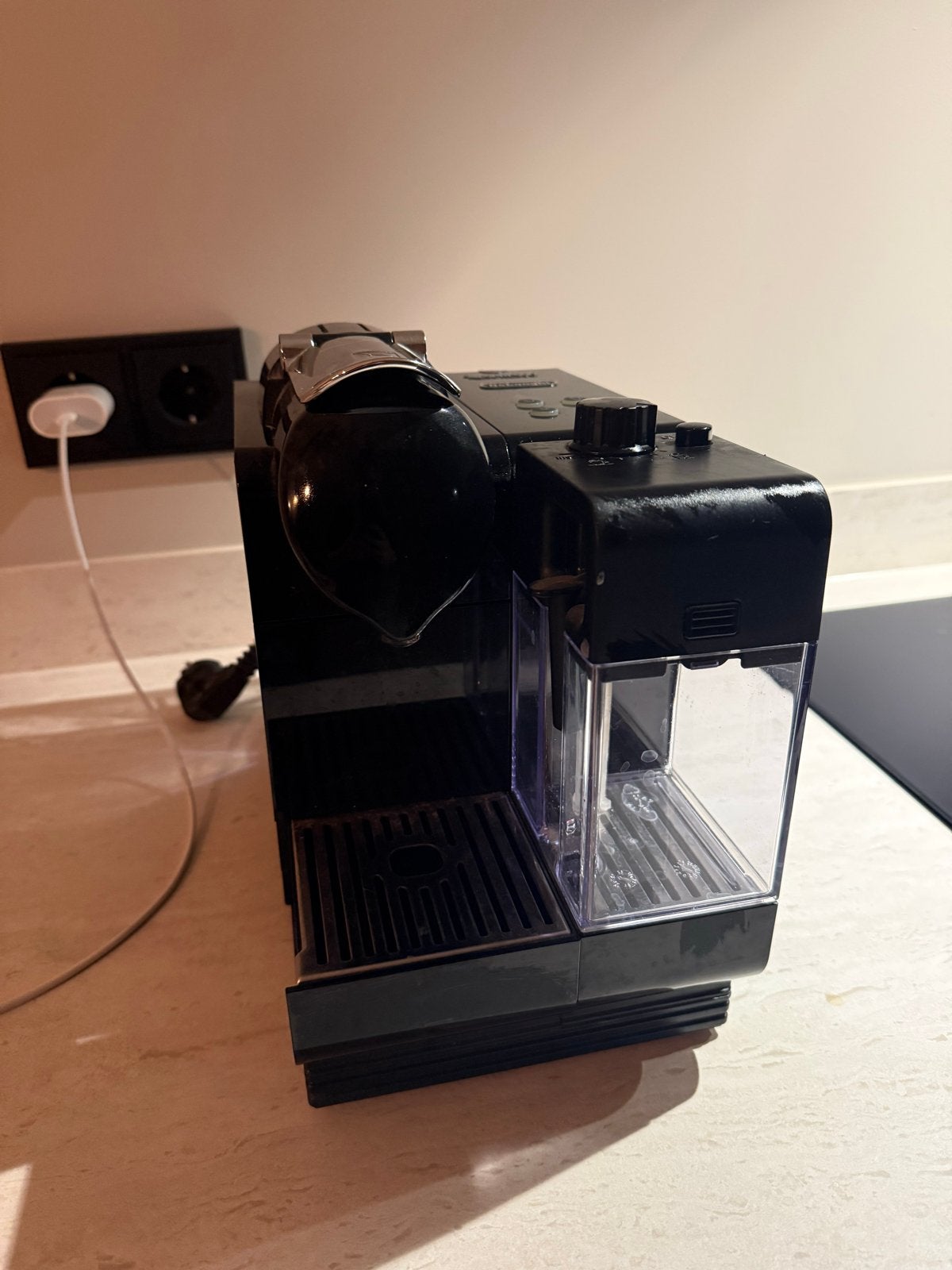 Nespresso De'Longhi met melkopschuimer