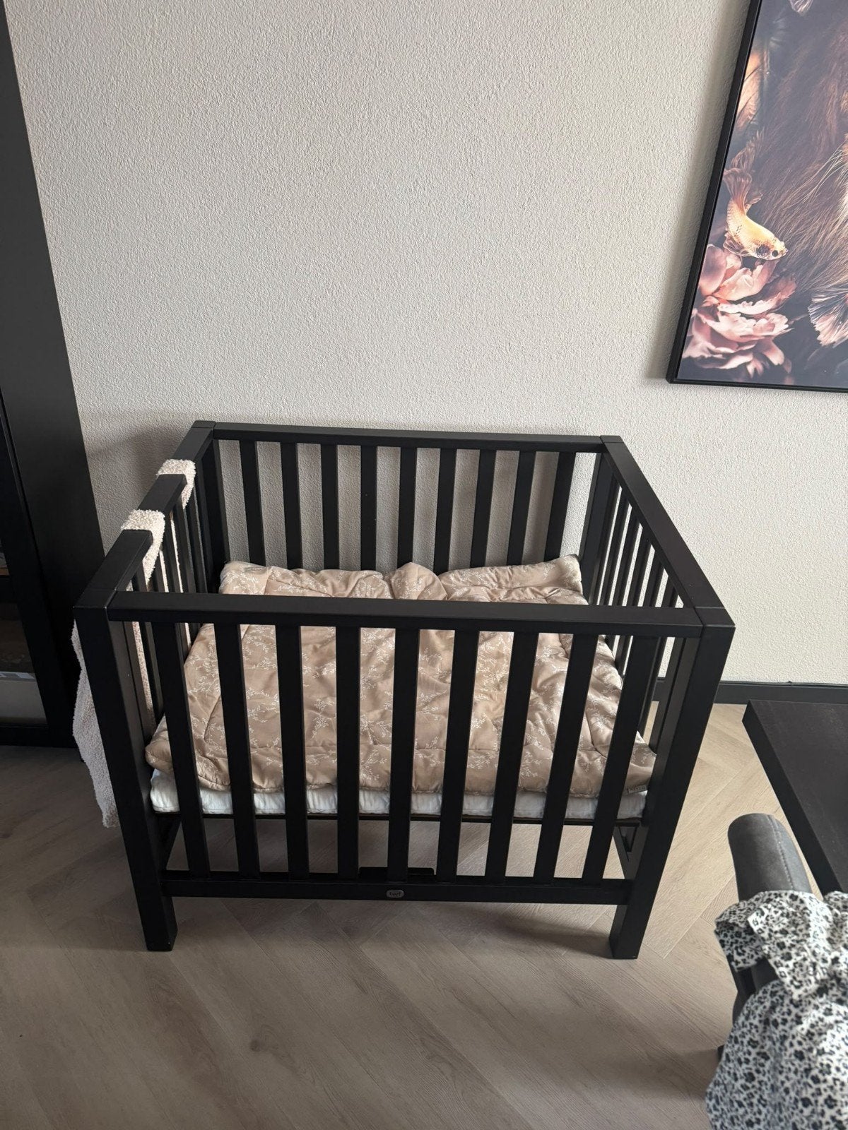 Zwarte vierkante box incl accessories, Ophalen, Zo goed als nieuw, Vierkant, In hoogte verstelbaar
