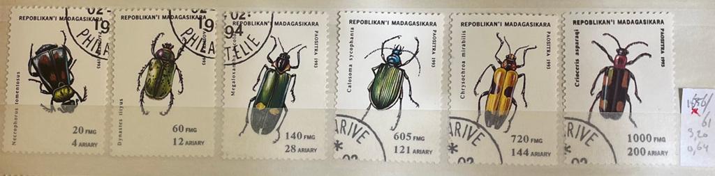 Kaveltje postzegels Madagaskar; kevers, Ophalen of Verzenden, Gestempeld, Dier of Natuur
