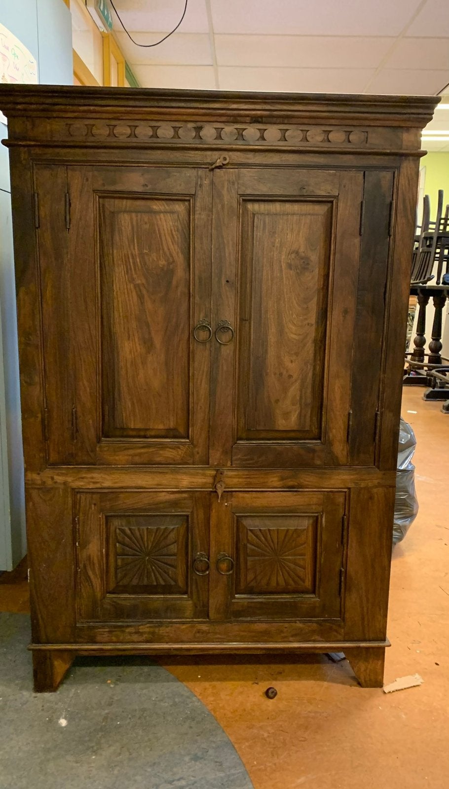 Mooie houten kast, Ophalen