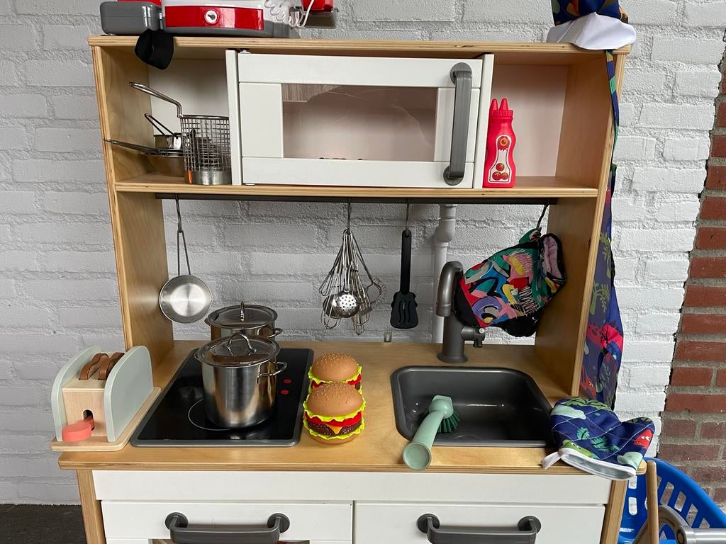 Grote Houten Speelkeuken met Accessoires, Ophalen, Zo goed als nieuw, Hout, Speelkeuken