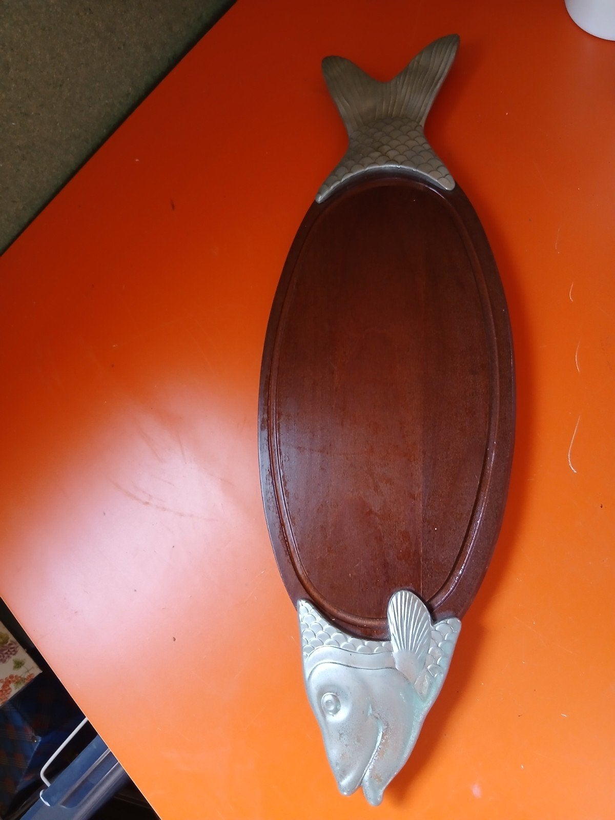 Vintage houten vis serveerplank met metalen accenten, Ophalen of Verzenden