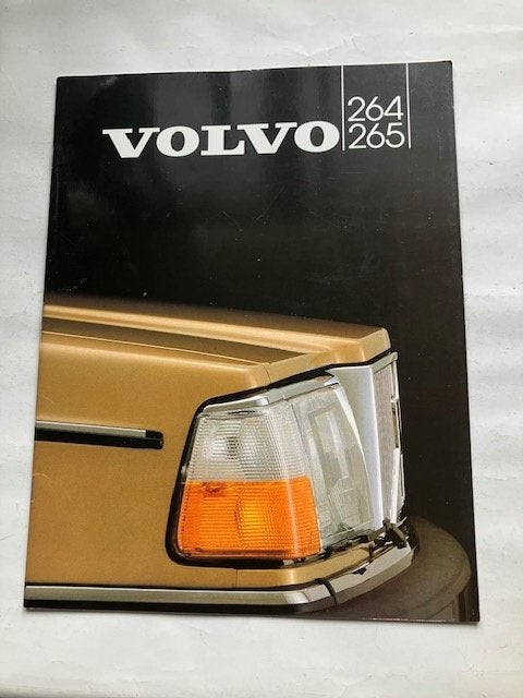 Volvo 264 265 brochure uit 1982  nL, Boeken, Auto's | Folders en Tijdschriften, Volvo, Nieuw, Volvo, Ophalen of Verzenden