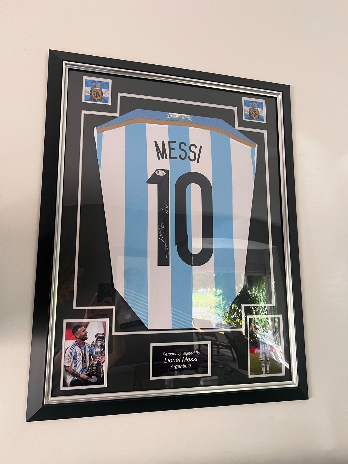 Ingelijst gesigneerd Lionel Messi shirt Argentinië, Verzamelen, Ophalen, Zo goed als nieuw, Buitenlandse clubs, Shirt
