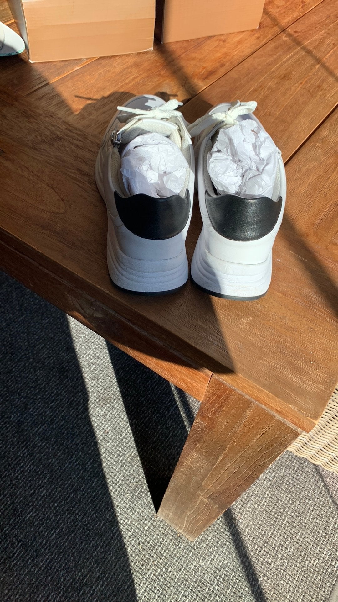 Nieuwe dames schoenen/sneakers maat 7/40,5 (Gabor)., Wit, Nieuw, Ophalen of Verzenden, Sneakers of Gympen